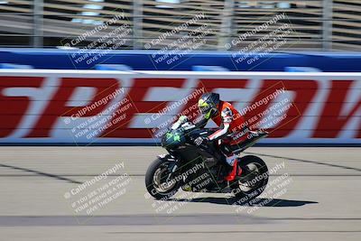 media/Jun-25-2022-Fastrack Riders (Sat) [[296e527623]]/Level 1 and RDS/Start Finish/